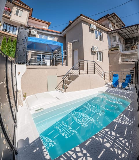 Balcony/Terrace, Swimming pool, Swimming pool