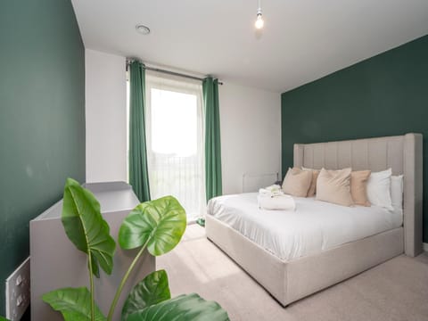 Bed, Other, Photo of the whole room, Bedroom