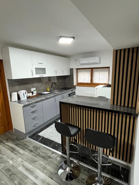 Stan na dan Apartman Durakovic Apartment in Lika-Senj County