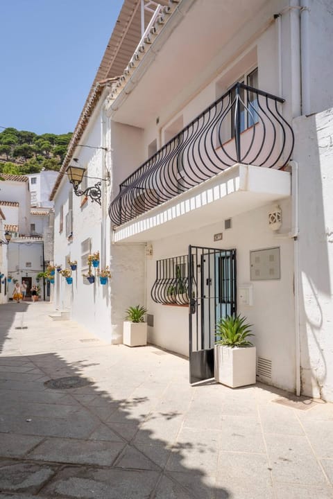 Picturesque Casita Mijas Pueblo House in Mijas