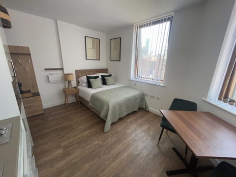 Bed, Living room, Photo of the whole room, Seating area, Bedroom