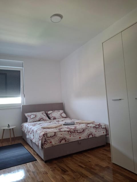 Zmaj LUX 2 Apartment in Serbia
