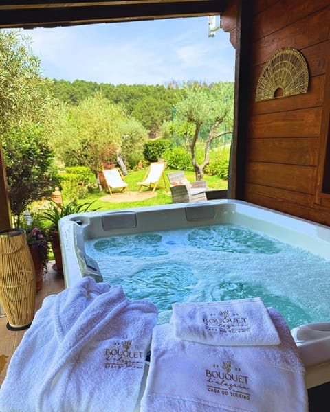Hot Tub, Pool view, towels