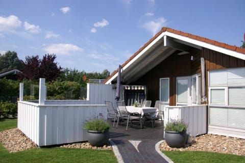 Property building, Balcony/Terrace