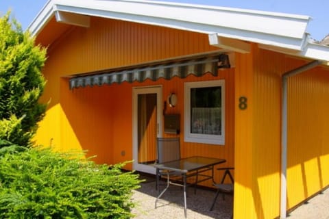 Property building, Balcony/Terrace, internet, pet friendly