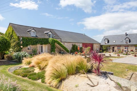 Les gîtes de Lanevry 800m plage House in Douarnenez