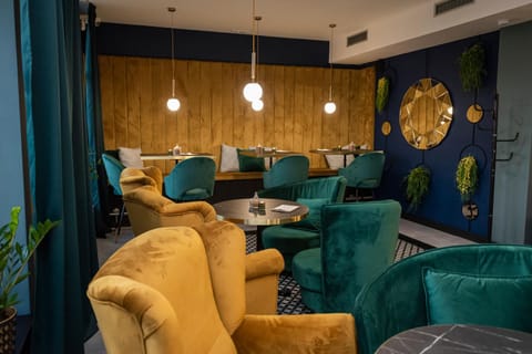 Lobby or reception, Lounge or bar, Seating area