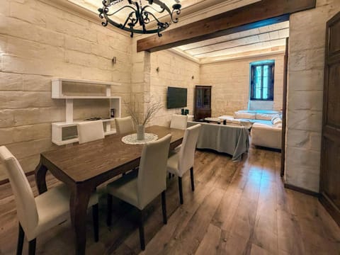 Sliema 5-bedroom Town House House in Sliema