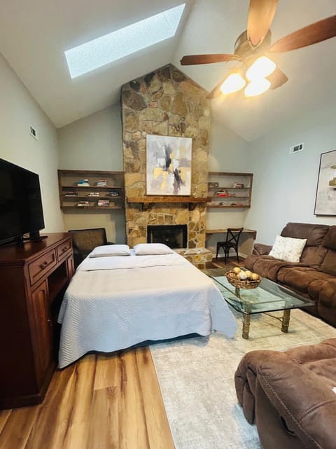 Modern Charm House in Knoxville