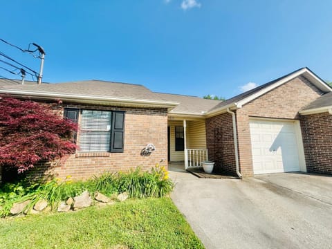 Modern Charm House in Knoxville