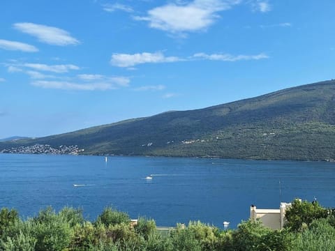 Acacia Hills A7 Apartment Apartment in Kotor Municipality