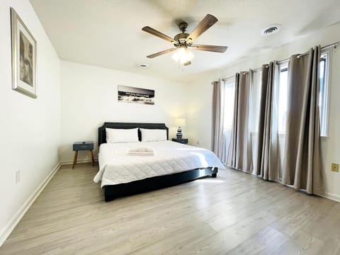 Breeze away beach cottage North Myrtle Beach House in Atlantic Beach