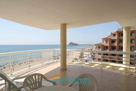 Balcony/Terrace, Balcony/Terrace, Beach, Sea view