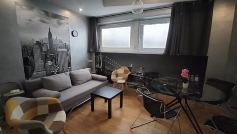 Plain-pied, à 2 pas du château Apartment in Montbéliard