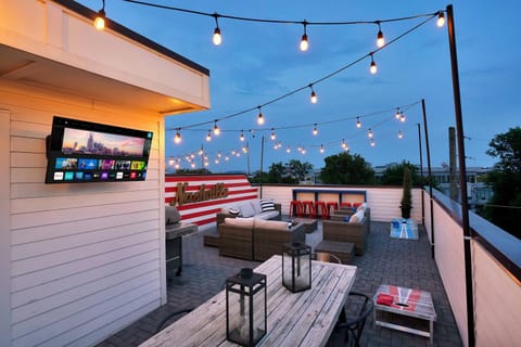 Ultimate Rooftop Double Games BBQ Skyline Views House in Nashville