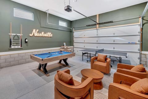 Ultimate Rooftop Double Games BBQ Skyline Views House in Nashville