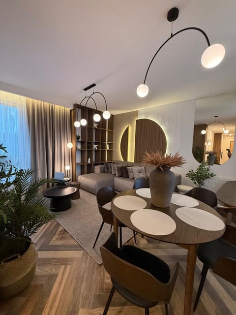 Family & Business Sauna Apartments Baltic Horizon No 2 PREMIUM SPA - 3 Bedroom with Private Sauna, Jacuzzi, Rooftop Gym & Panoramic Terrace, Balcony, Underground Garage Apartment in Gdansk