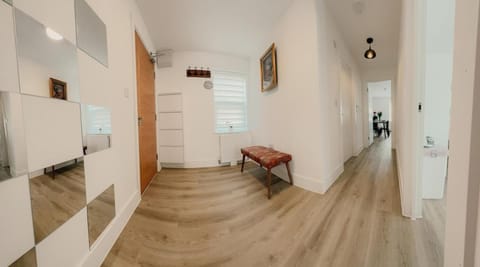 Modern Stay - Walk to Everything 1 Apartment in Ipswich