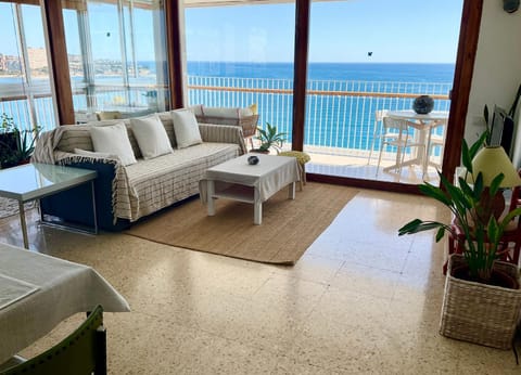 Living room, Lounge or bar, Sea view, Sea view