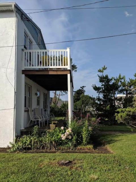 Ocean Breeze Retreat House in Beach Haven