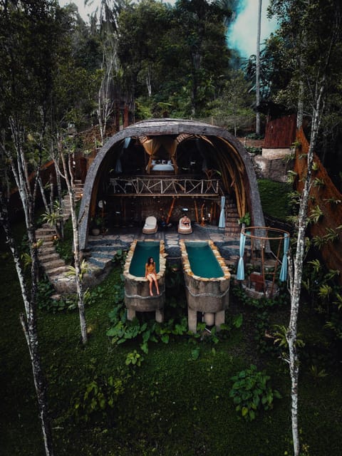 Property building, Pool view, Swimming pool