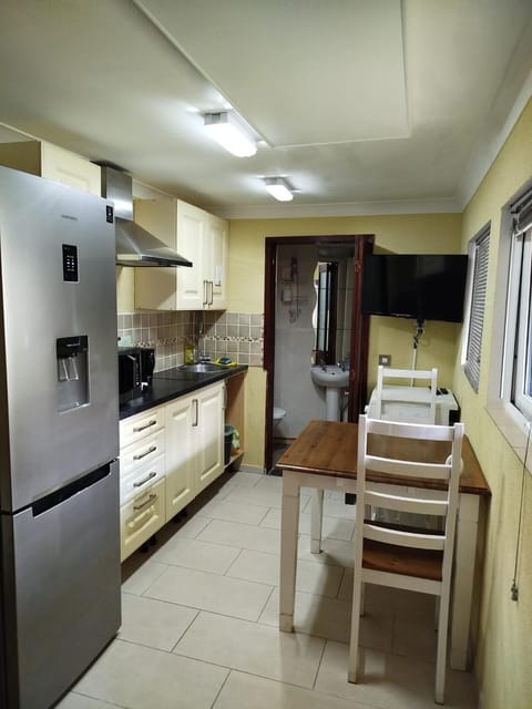 medium birds haven Bed and Breakfast in Walsall