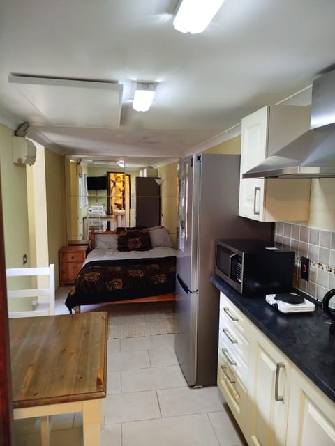 medium birds haven Bed and Breakfast in Walsall