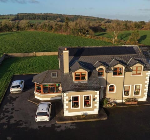 Homestay Large Ensuite Room Vacation rental in Westmeath, Co. Westmeath, Ireland