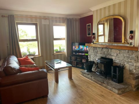 Homestay Large Ensuite Room Vacation rental in Westmeath, Co. Westmeath, Ireland