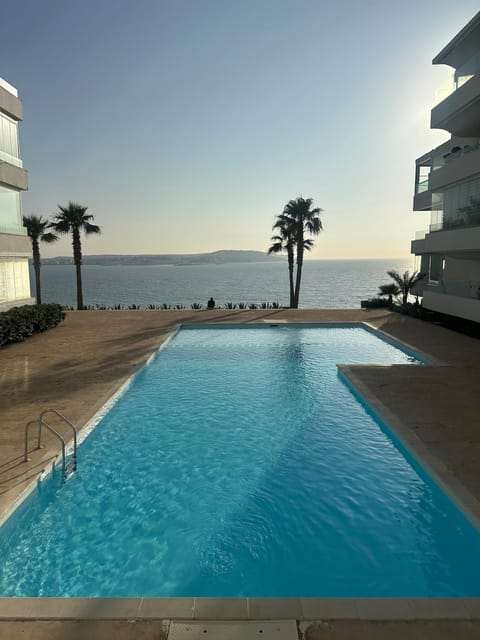 Day, Natural landscape, Pool view, Sea view, Swimming pool, sunbed