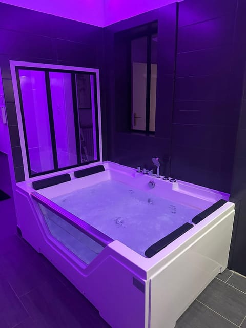 Évasion romantique love & spa secteur Thionville Luxembourg Apartment in Thionville