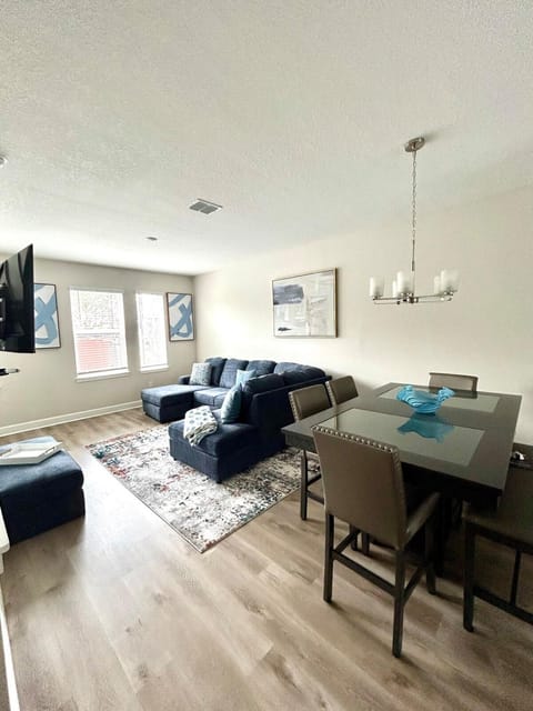 Luxury Living Midtown Apartment in Colorado