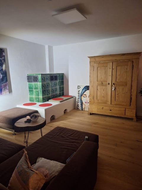 Living room, Seating area, Evening entertainment