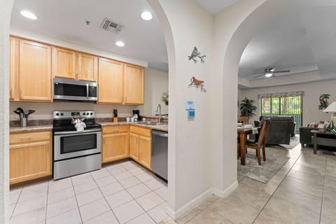 Cozy Cove - Caribe Escape for 8 House in Bay Lake