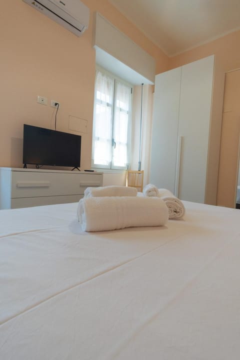 TV and multimedia, Bedroom