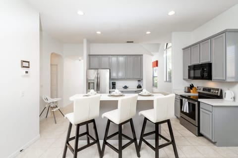 Home Away from Home at Bridgeford Crossing House in Davenport