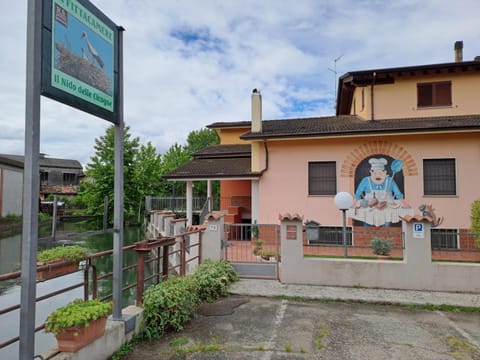 Property building, Day