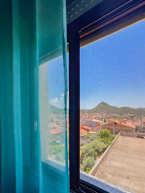 Day, Natural landscape, Mountain view