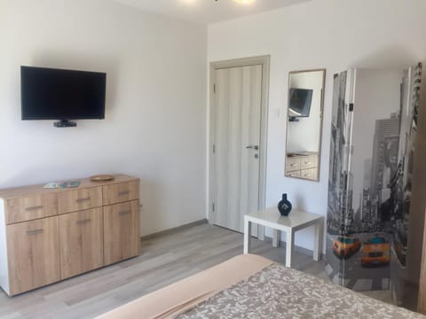 TV and multimedia, Bedroom