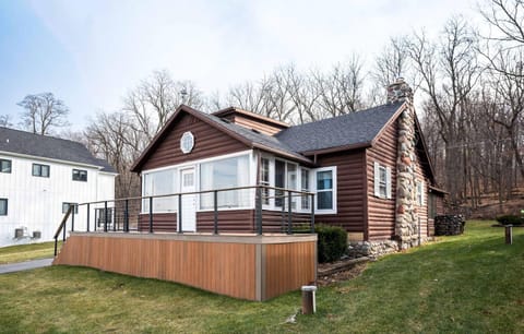 Como Cabin - Action Packed 4 BDR with Guest Home Cabin in Wisconsin