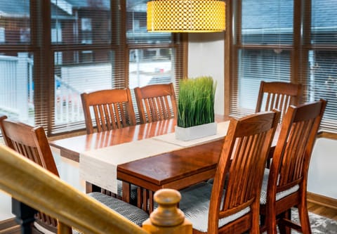 Huemanns Haven - Spacious 3 BR Close to Downtown House in Lake Geneva