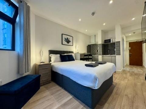 Canal Walk Studio Apartments Apartment hotel in Southampton