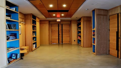 Meeting/conference room