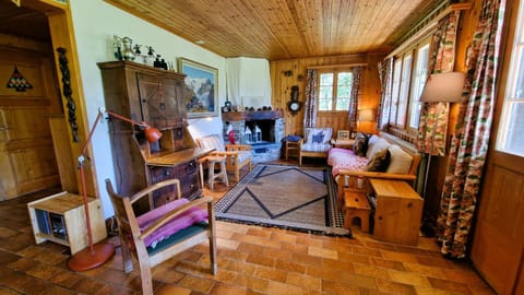 Communal lounge/ TV room, Living room