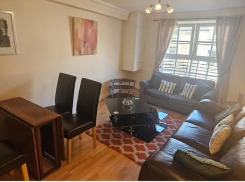 Quiet Classic in Central Edinburgh Apartment in Edinburgh