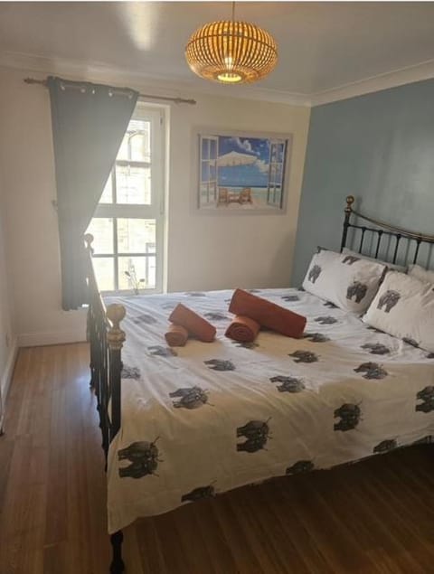 Quiet Classic in Central Edinburgh Apartment in Edinburgh