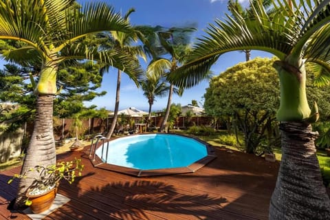 Garden, Swimming pool