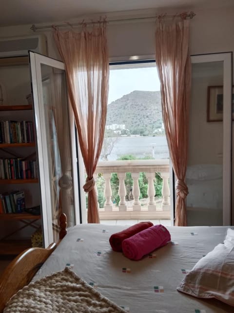 View (from property/room), Bedroom, Mountain view