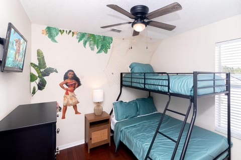 New Ownership - 7BR - close to Disney House in Four Corners