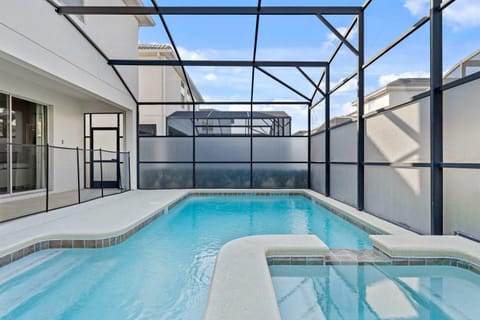 Sun & Fun Storey Lake House in Kissimmee